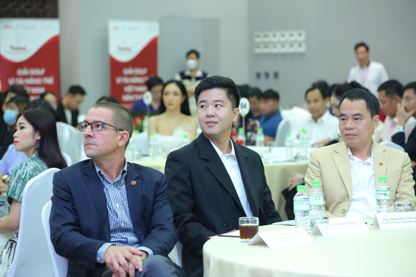 Khởi động Tiền Phong Golf Championship mùa thứ sáu ảnh 25 Khởi động Tiền Phong Golf Championship mùa thứ sáu ảnh 25