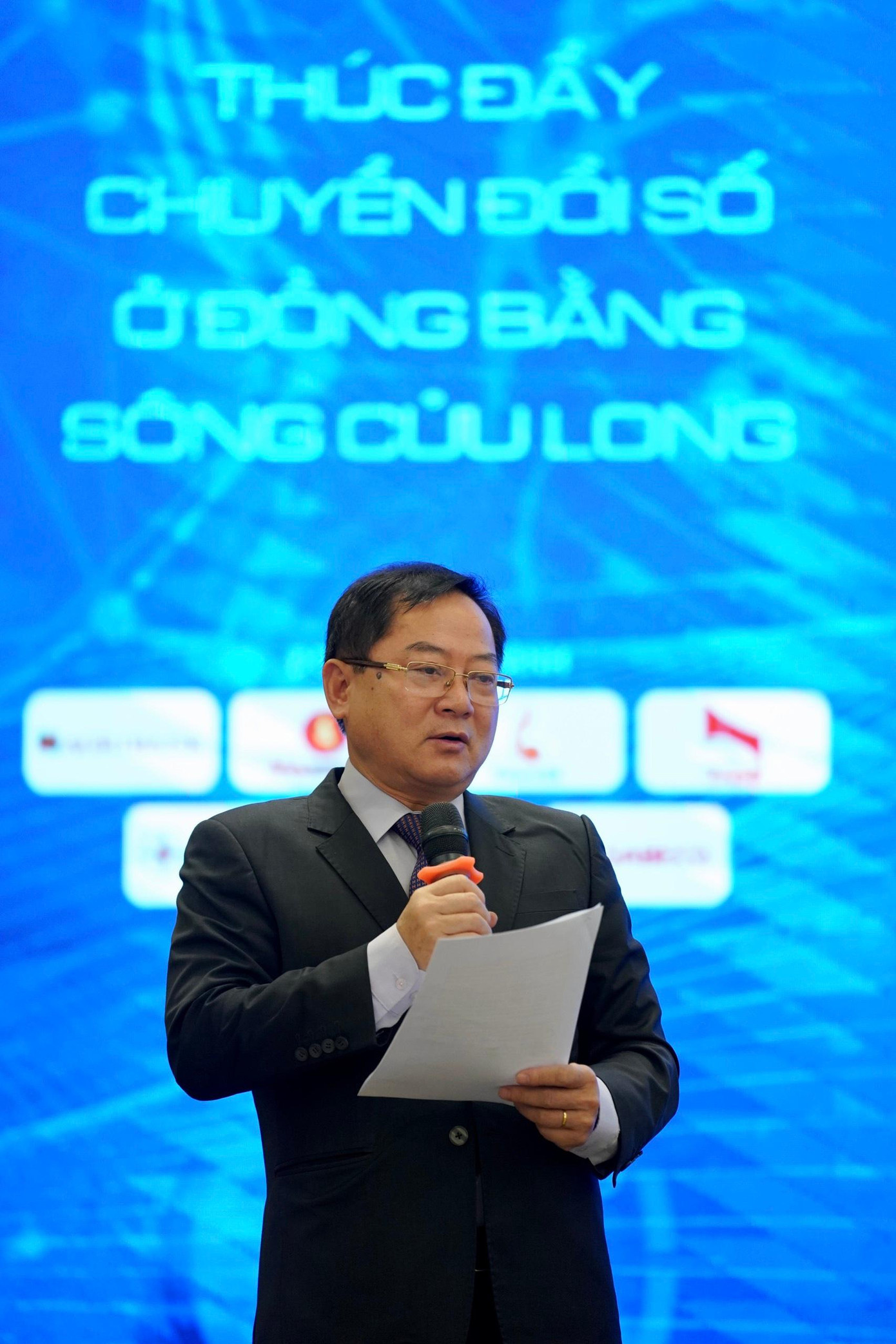 Chuyển đổi số ở Đồng bằng sông Cửu Long: Không ai bị bỏ lại phía sau ảnh 44