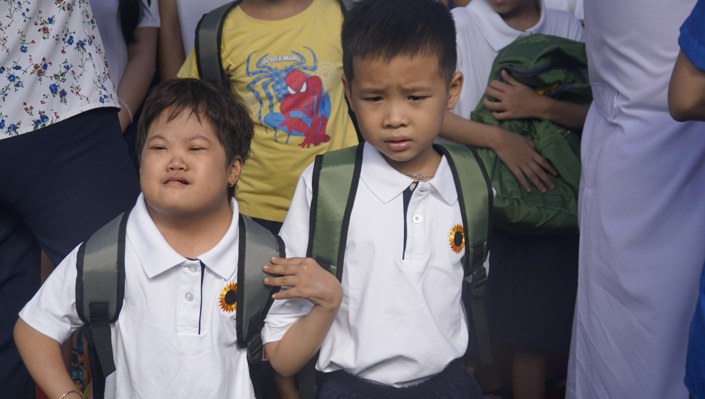 Lễ khai giảng đặc biệt trong bệnh viện của bệnh nhi ung thư ảnh 9