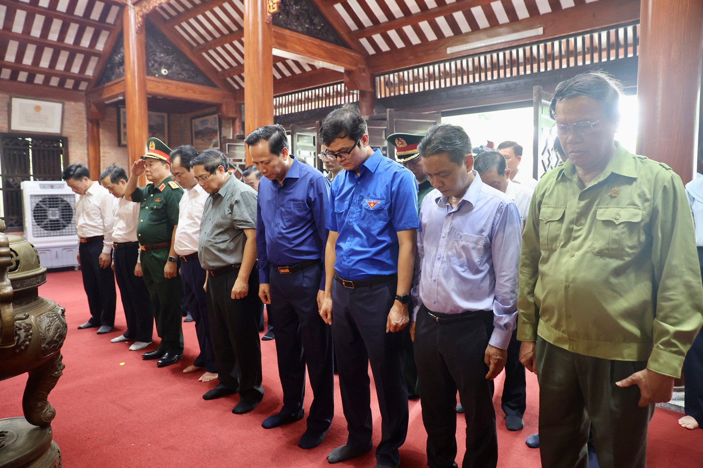 Thủ tướng Chính phủ Phạm Minh Chính khẳng định "Uống nước nhớ nguồn", "Ăn quả nhớ người trồng cây" là truyền thống tốt đẹp, quý báu, được hun đúc, vun đắp bởi biết bao thế hệ người dân Việt Nam trong suốt chiều dài hàng nghìn năm lịch sử của dân tộc.
