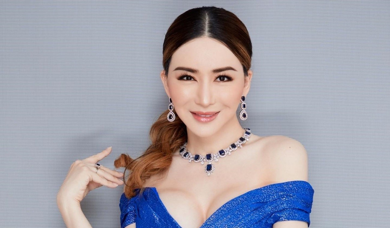 Nữ tỷ phú chuyển giới Anne Jakapong Jakrajutatip - chủ mới của Miss Universe.