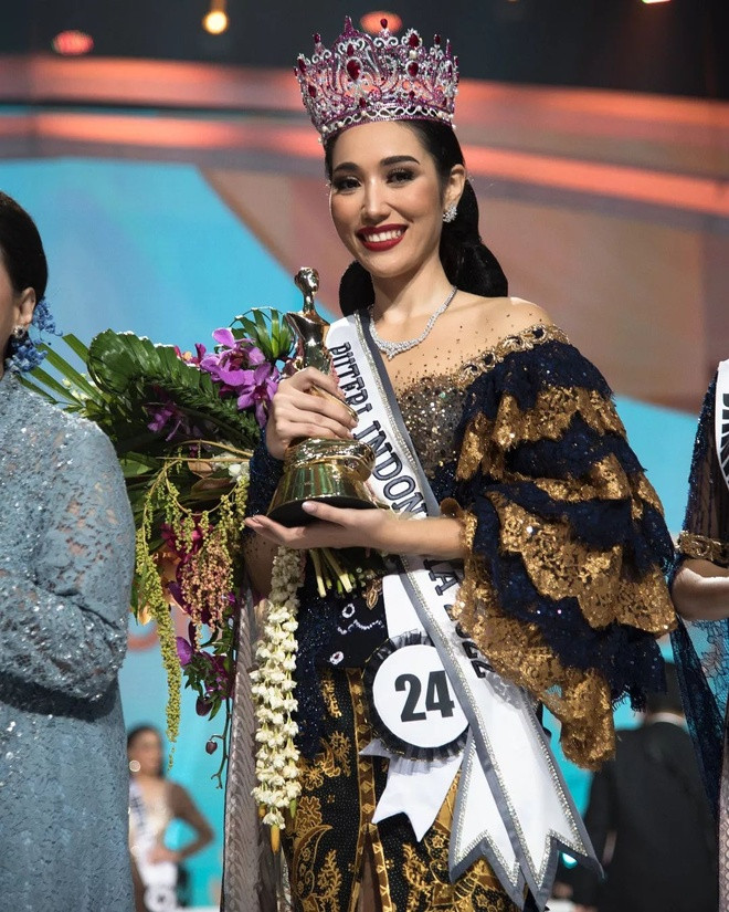 Puteri Indonesia mất bản quyền Miss Universe sau 2 thập kỷ.