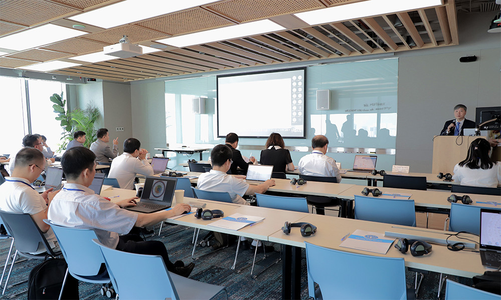 Hội thảo quốc tế “Ứng dụng trí tuệ nhân tạo - AI trong công tác giám định BHYT” do BHXH Việt Nam tổ chức.