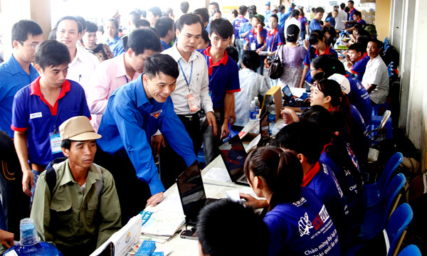 Nhiều lời hỏi thăm, động viên được gửi tới các tình nguyện viên