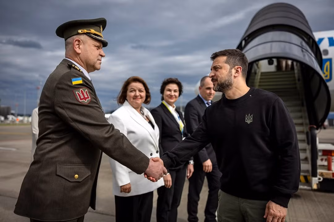 Tổng thống Ukraine đến Thụy Sĩ hôm 14/6. Ảnh: Reuters