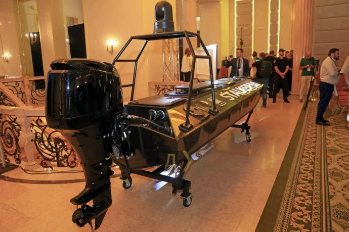 Xuồng không người lái Stalker 5.0. Ảnh: Pravda Xuồng không người lái Stalker 5.0. Ảnh: Pravda