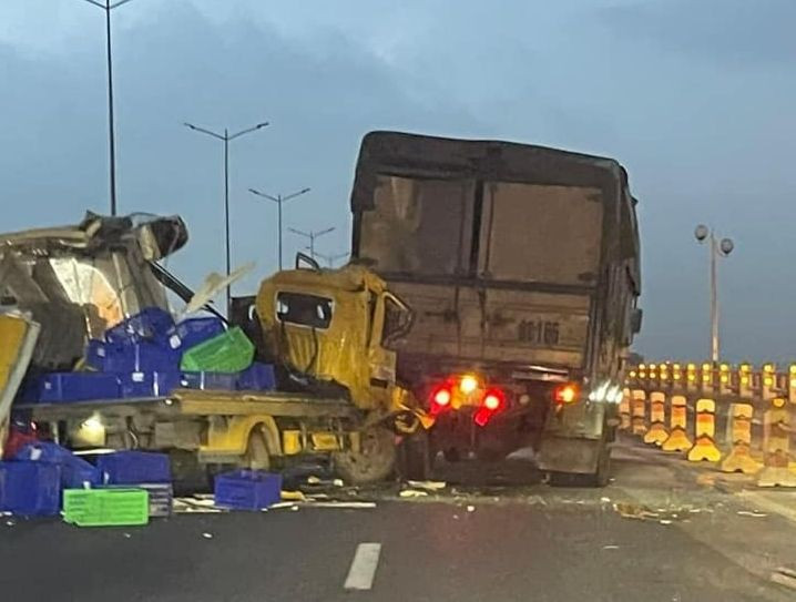 Hiện trường vụ tai nạn. Ảnh do người dân đăng tải trên mạng xã hội