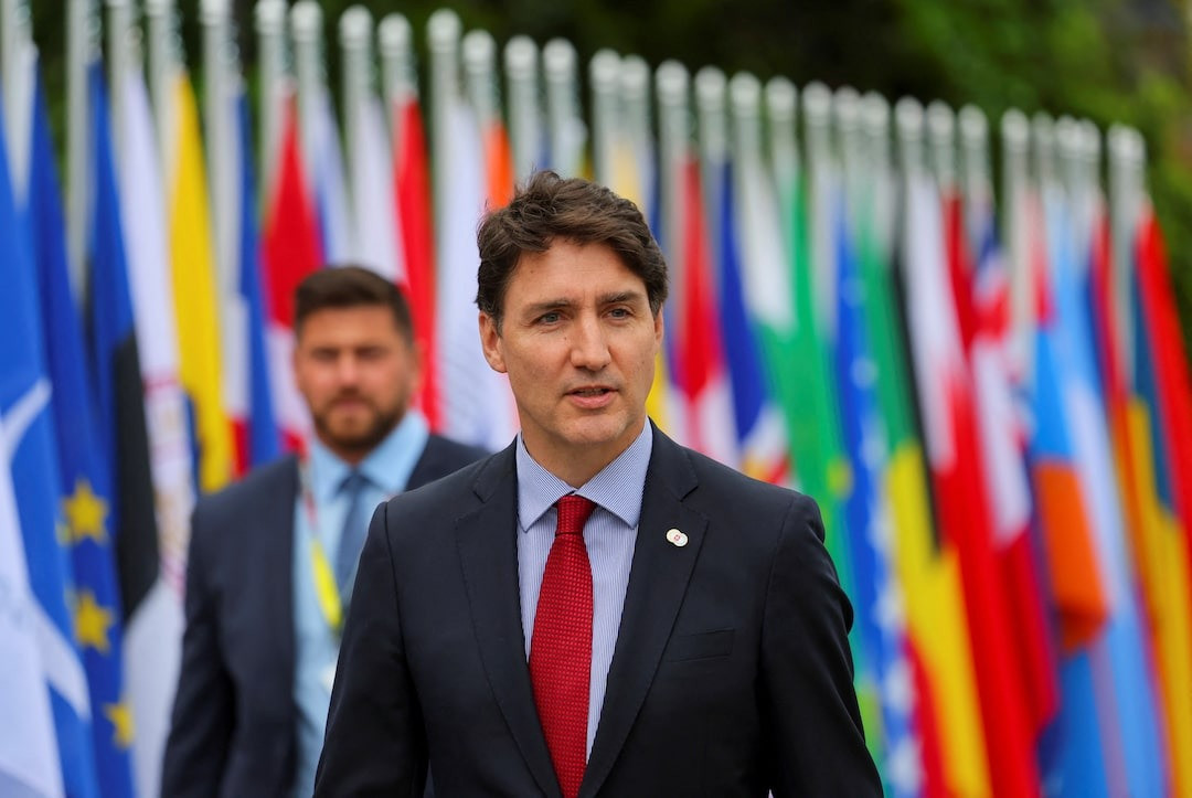 Thủ tướng Canada Justin Trudeau và Thủ tướng Anh Rishi Sunak. Ảnh: Reuters