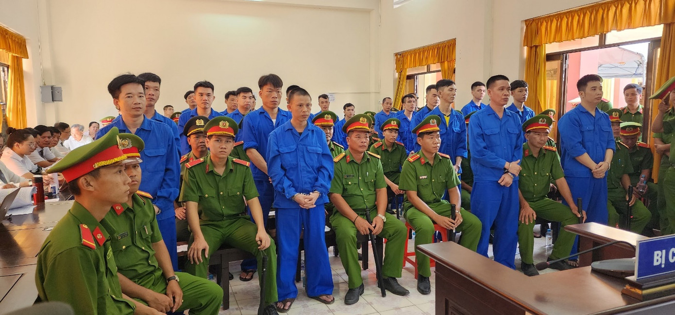 Các bị cáo tại tòa.