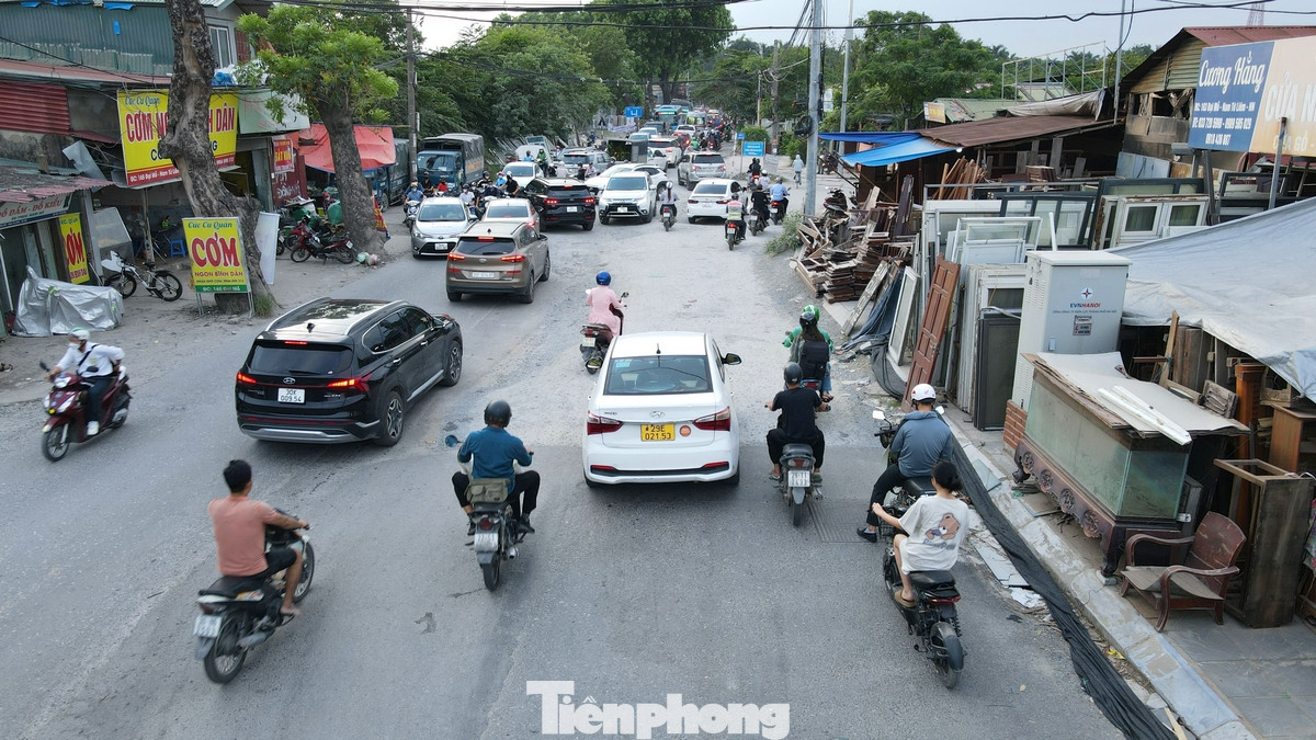 Là tuyến giao thông huyết mạch của Thủ đô, kết nối đảm bảo sự liên thông giữa nhiều khu vực bao gồm Văn Điển, Hà Đông và Nam Từ Liêm, người dân mong muốn dự án sớm được hoàn thành để giảm tải ùn tắc, giúp việc đi lại thuận lợi.