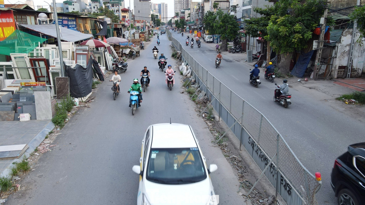 Cốt đường mới cao hơn đường cũ chưa nâng cấp từ 0,3-0,5m.