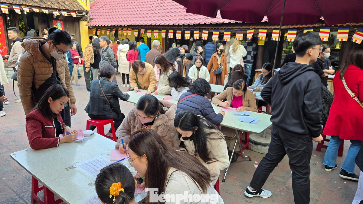 Chùa Phúc Khánh cũng nổi tiếng là ngôi chùa linh thiêng và là nơi diễn ra nhiều khóa lễ quan trọng vào dịp tháng Giêng hằng năm, thu hút đông đảo người dân.