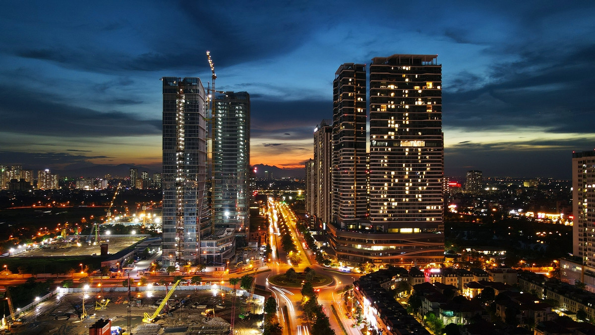 Hình thái thời tiết những ngày gần đây tạo nên khung cảnh hoàng hôn rực hồng tại Hồ Tây và khu vực Tây Bắc Hà Nội Hình thái thời tiết những ngày gần đây tạo nên khung cảnh hoàng hôn rực hồng tại Hồ Tây và khu vực Tây Bắc Hà Nội