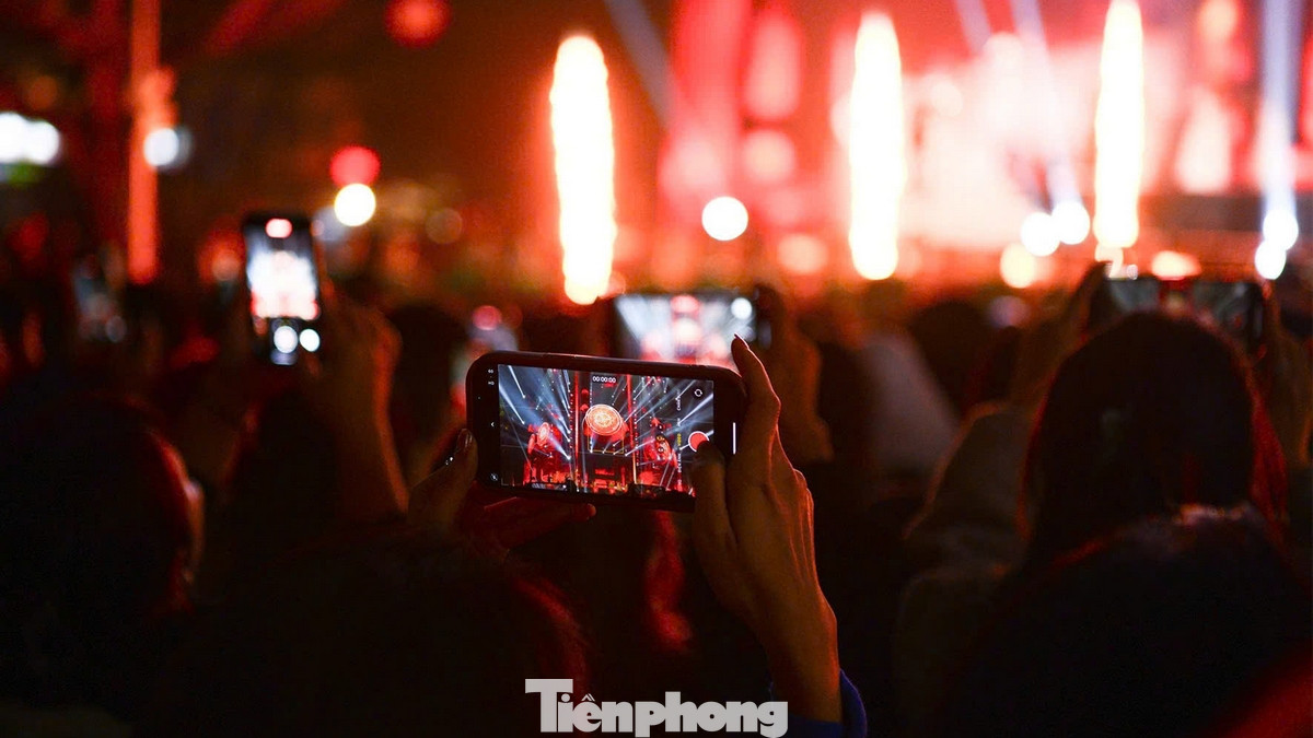 Gala “Vinh quang Công an nhân dân Việt Nam” không chỉ là chương trình nghệ thuật mà còn mang ý nghĩa sâu sắc, là lời khẳng định về truyền thống vẻ vang, ý chí kiên cường và quyết tâm xây dựng lực lượng Công an nhân dân trong sạch, vững mạnh, chính quy, tinh nhuệ, hiện đại.