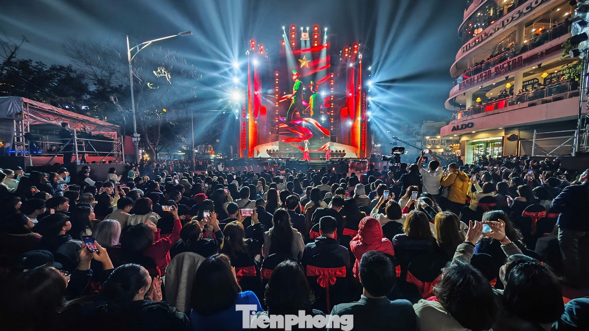 Gala cũng là dịp để kết nối lực lượng Công an với nhân dân, củng cố niềm tin và tạo động lực để mỗi cán bộ, chiến sĩ tiếp tục cống hiến, phát huy truyền thống tốt đẹp, góp phần bảo vệ an ninh quốc gia, giữ gìn trật tự, an toàn xã hội.