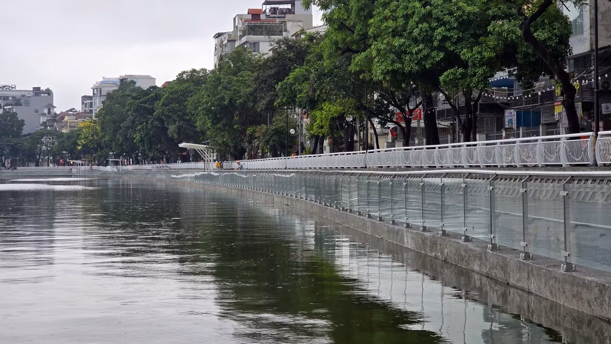Trao đổi với PV Tiền Phong, đại diện UBND phường Đống Đa cho biết, cho đến nay doanh nghiệp đang thuê mặt bằng đều nhất trí, đồng thuận bàn giao mặt bằng để quận sớm triển khai dự án đưa vào phục vụ nhu cầu của người dân. Trao đổi với PV Tiền Phong, đại diện UBND phường Đống Đa cho biết, cho đến nay doanh nghiệp đang thuê mặt bằng đều nhất trí, đồng thuận bàn giao mặt bằng để quận sớm triển khai dự án đưa vào phục vụ nhu cầu của người dân.