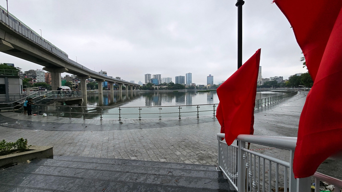 Trao đổi với PV Tiền Phong, đại diện UBND phường Đống Đa cho biết, cho đến nay doanh nghiệp đang thuê mặt bằng đều nhất trí, đồng thuận bàn giao mặt bằng để quận sớm triển khai dự án đưa vào phục vụ nhu cầu của người dân.