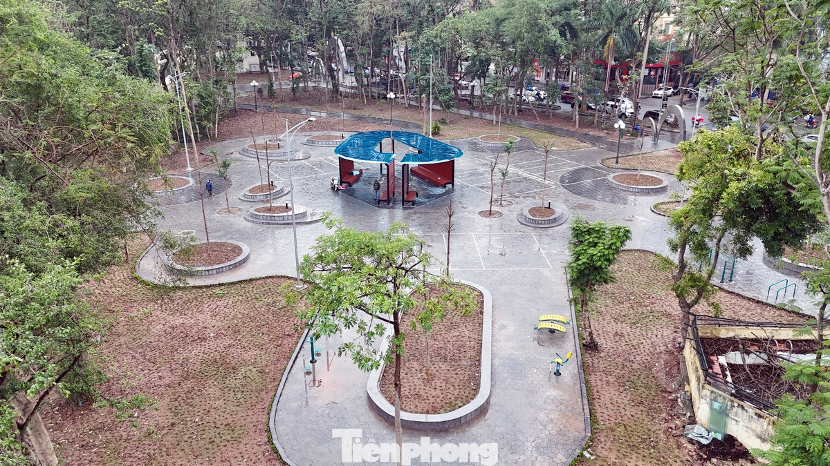 Đầu năm 2024, dự án cải tạo Công viên Bắc Linh Đàm chính thức được khởi động, đến nay, diện mạo mới của công viên đã hiện ra, mang lại luồng sinh khí mới cho khu đô thị đông dân nhất Hà Nội.