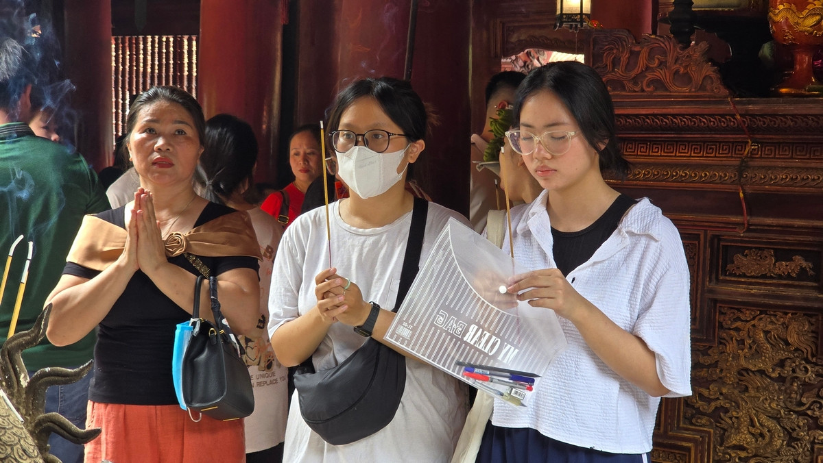 Toàn thành phố có 124.072 thí sinh đã đăng ký tham dự kỳ thi này, chiếm hơn 1/10 tổng số thí sinh của cả nước.