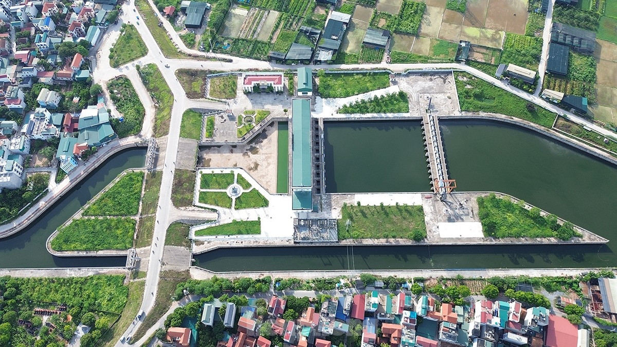 Nằm ở khu vực phía Tây Hà Nội (Trạm bơm Yên Nghĩa, ở phường Yên Nghĩa, TP Hà Nội) đưa vào sử dụng từ năm 2020 với mục tiêu bơm nước lũ, giảm ngập úng cho khu vực phía Tây Thủ đô.