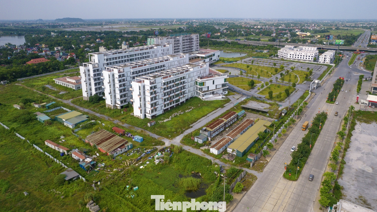 TTCP cũng kiến nghị nhiều nội dung liên quan đến Bộ Y tế, Bộ Xây dựng, Bộ Tài chính. Đáng chú ý, TTCP kiến nghị Thủ tướng Chính phủ, chỉ đạo Bộ trưởng Bộ Y tế tổ chức kiểm điểm trách nhiệm và có hình thức xử lý nghiêm trách nhiệm theo quy định của pháp luật đối với bộ trưởng, thứ trưởng được phân công phụ trách 2 dự án theo từng thời kỳ liên quan đến các vi phạm, sai phạm nêu trong kết luận thanh tra và báo cáo Thủ tướng Chính phủ.