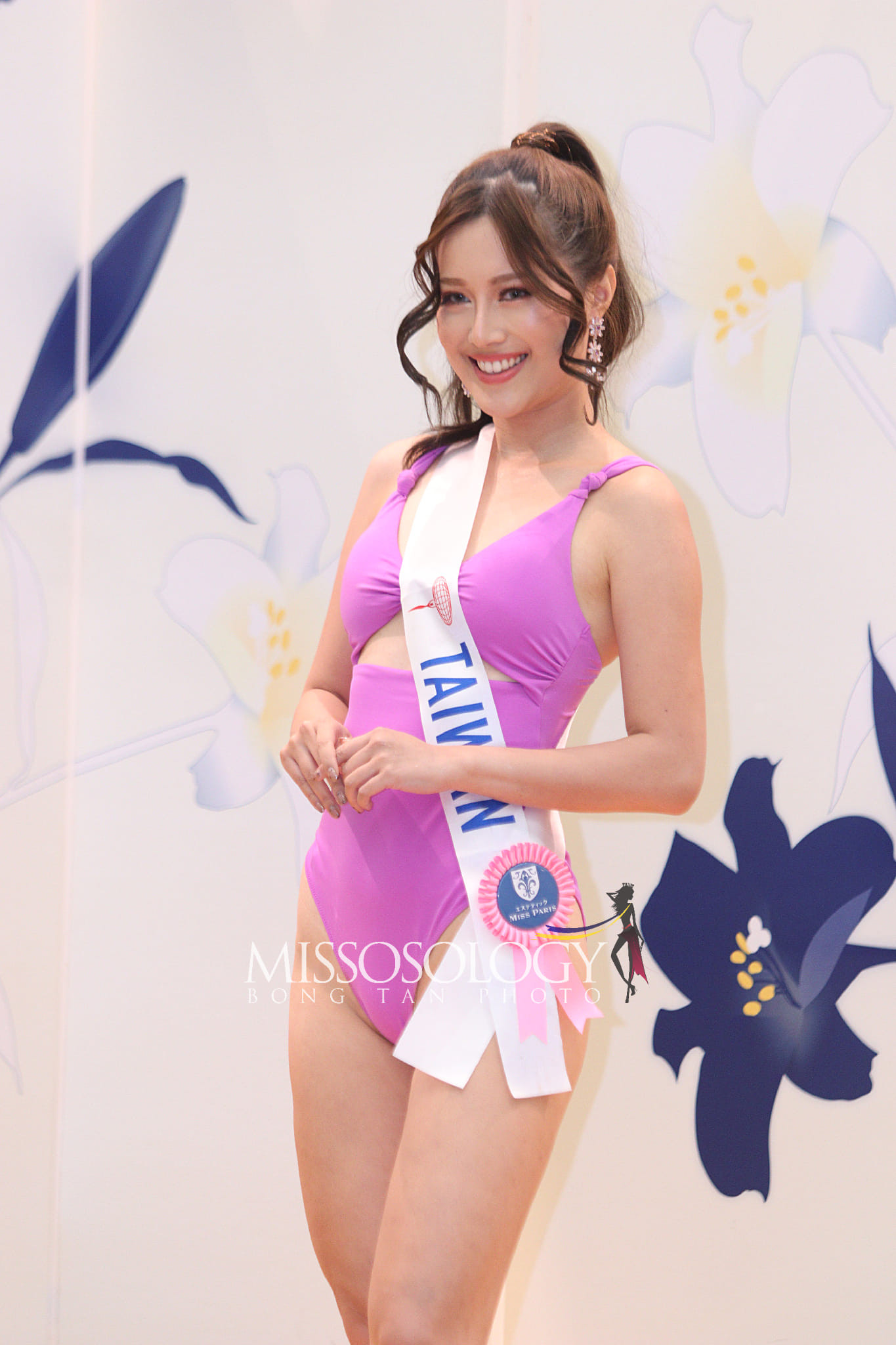 Ở châu Á, hai người đẹp Hàn Quốc và Đài Loan (Trung Quốc) được yêu mến vì nhan sắc ngọt ngào, trong sáng.