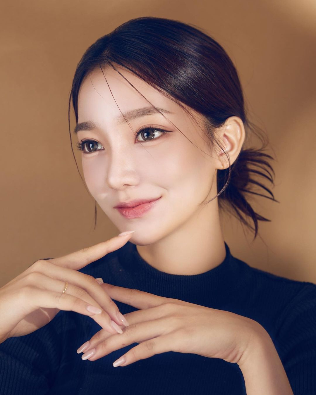 Các năm trước, cuộc thi thường có khoảng 90 thí sinh tham gia. Nhưng năm nay, Miss Earth sẽ đón chào 114 người đẹp trên thế giới. Từ ngày 28/11, dàn người đẹp sẽ đáp chuyến bay tới TPHCM.