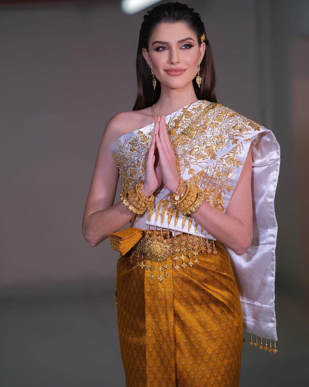 Trong nhiệm kỳ của mình, Isabella Menin được đánh giá có nhiều hoạt động sôi nổi, ấn tượng. Kể từ sau khi đăng quang, Isabella Menin duy trì phong độ về nhan sắc và thời trang ổn định. Cô luôn xuất hiện chỉn chu, chuyên nghiệp.