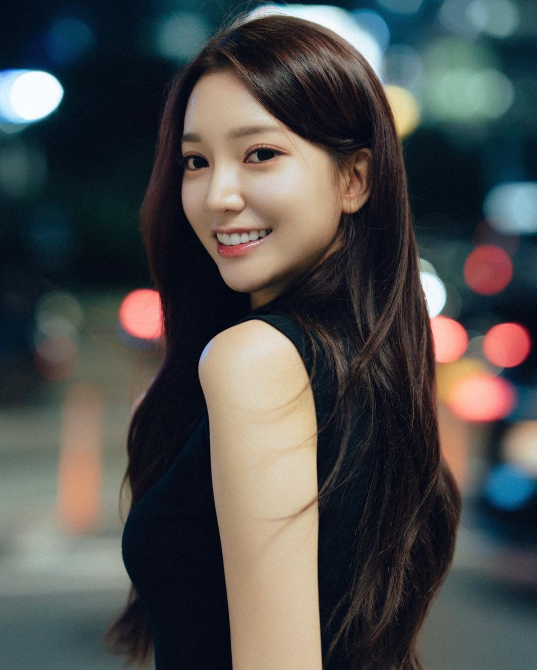 Jang Da-yeon là gương mặt quen thuộc với giới sắc đẹp. Cô từng giành giải Á hậu 2 tại cuộc thi Hoa hậu Hàn Quốc 2023.