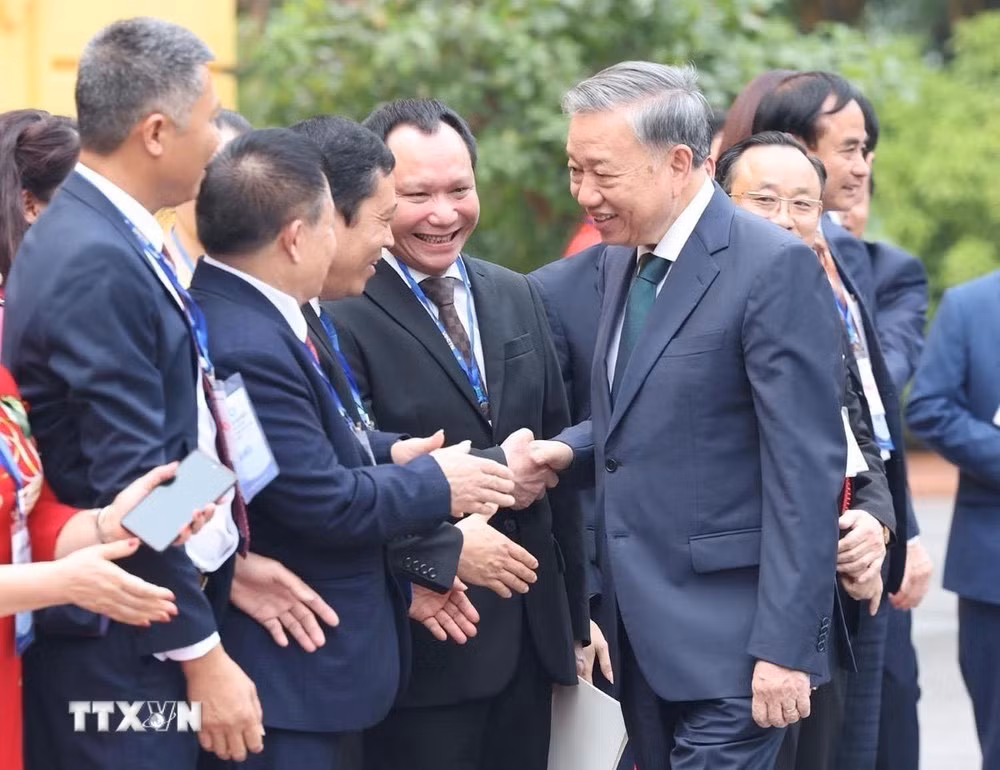 Tổng Bí thư, Chủ tịch nước Tô Lâm với các đại biểu. Ảnh: TTXVN.