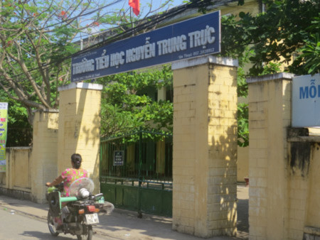 Trường tiểu học Nguyễn Trung Trực (Tuy Hòa, Phú Yên) . Trường tiểu học Nguyễn Trung Trực (Tuy Hòa, Phú Yên)