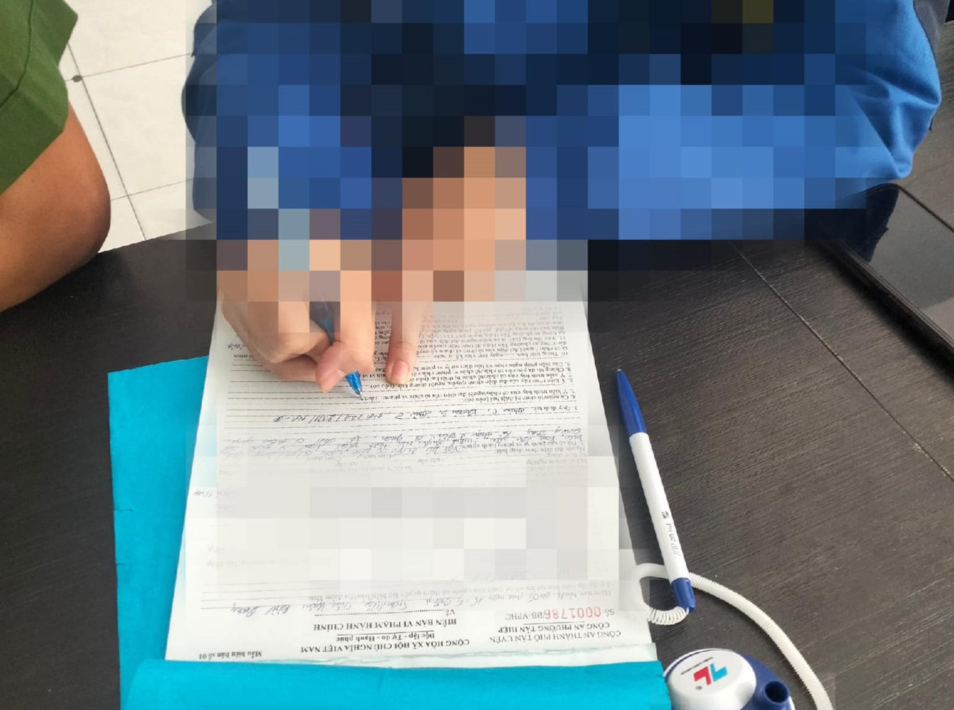 Người phụ nữ bị xử phạt vi phạm hành chính vì báo tin sai sự thật