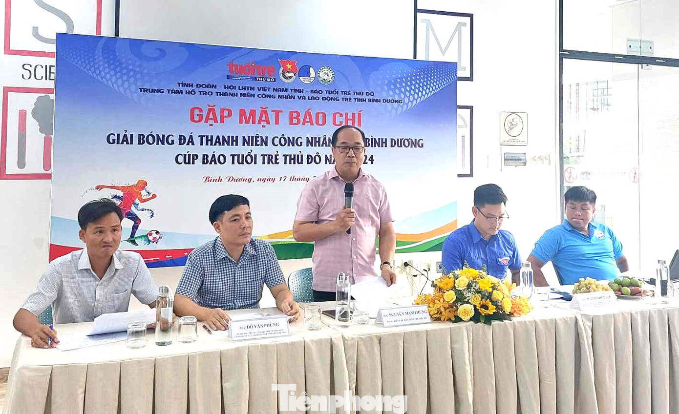 Ông Nguyễn Mạnh Hưng, Tổng Biên tập Báo Tuổi trẻ Thủ đô thông tin về giải bóng đá