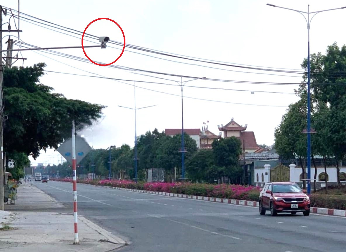 Cemera giám sát trên đường Nguyễn Văn Linh Cemera giám sát trên đường Nguyễn Văn Linh