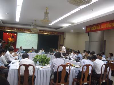 Tại cuộc họp với đoàn giám sát của Quốc hội ngày 23/4, lãnh đạo Đồng Nai tiếp tục đề nghị dừng hai dự án ĐN6&6A. Ảnh: Lý Hoa.