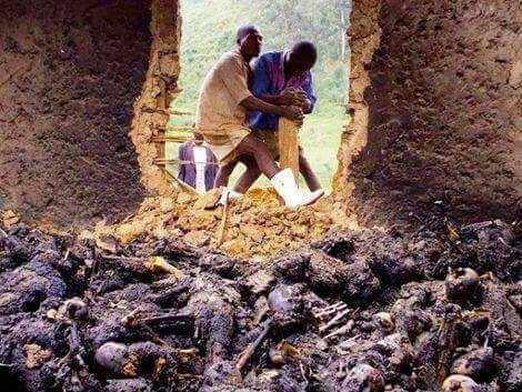 [HỒ SƠ] 7 giáo phái có kết thúc đẫm máu: Giết người hàng loạt ảnh 3