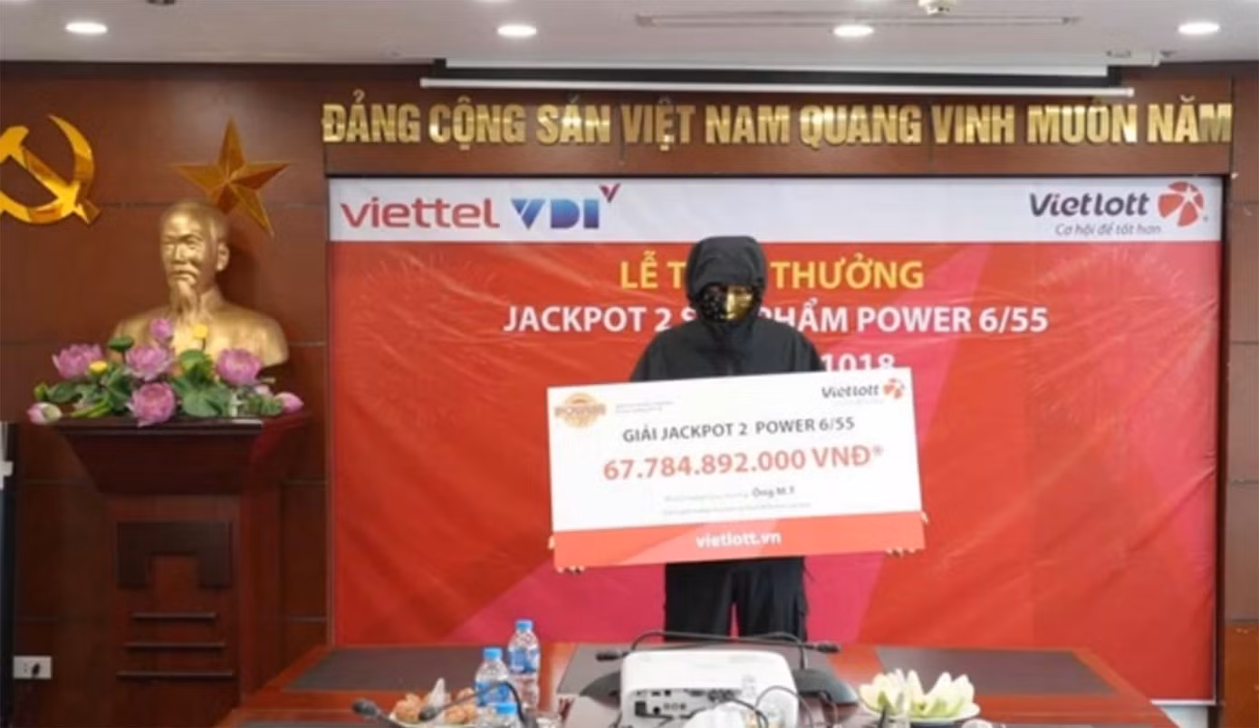 Anh M.T. nhận giải Vietlott hơn 67 tỷ đồng.