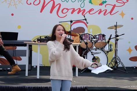 Không chỉ đạt điểm số tuyệt đối, Khánh Chi còn rất năng nổ tham gia các hoạt động ngoại khóa Không chỉ đạt điểm số tuyệt đối, Khánh Chi còn rất năng nổ tham gia các hoạt động ngoại khóa