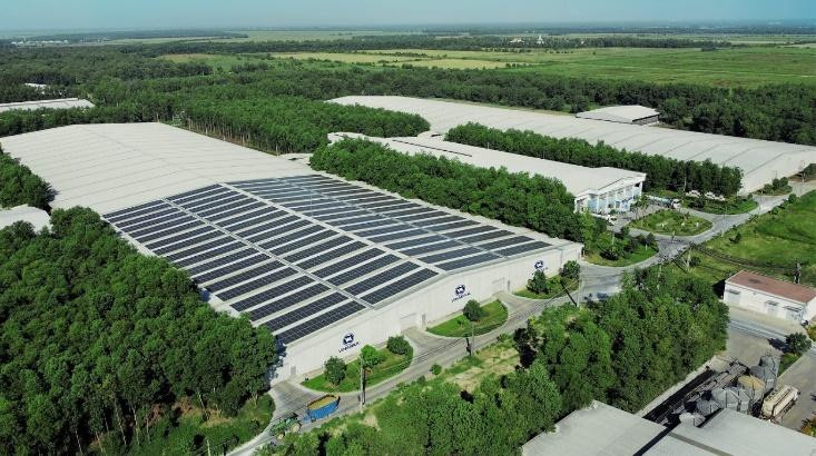 Hệ thống năng lượng mặt trời đã được lắp đặt tại các trang trại của Vinamilk