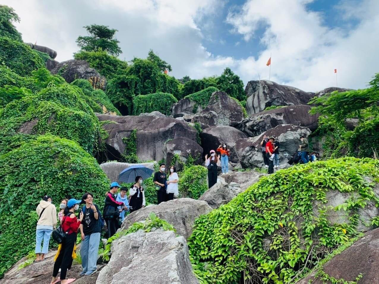 Du khảo về nguồn, nét đẹp ngày xuân Du khảo về nguồn, nét đẹp ngày xuân