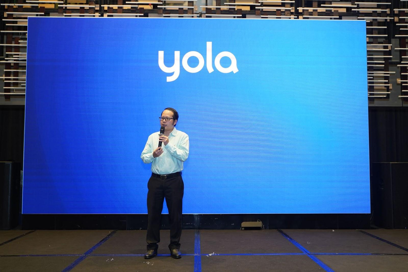 Ông Phạm Anh Khoa - Tổng giám đốc YOLA chia sẻ tại sự kiện Ông Phạm Anh Khoa - Tổng giám đốc YOLA chia sẻ tại sự kiện