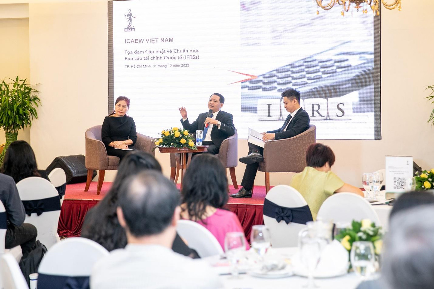 Tọa đàm dành cho giảng viên các trường Đại học đối tác của ICAEW với chủ đề “Cập nhật về Chuẩn mực Báo cáo tài chính Quốc tế (IFRS) tại TP.HCM