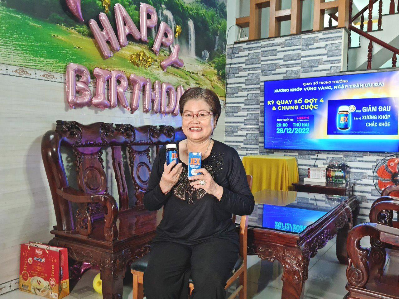 JEX là sản phẩm cô Nga tin tưởng sử dụng từ những ngày đầu bị đau khớp gối. Ảnh: Ecogreen JEX là sản phẩm cô Nga tin tưởng sử dụng từ những ngày đầu bị đau khớp gối. Ảnh: Ecogreen