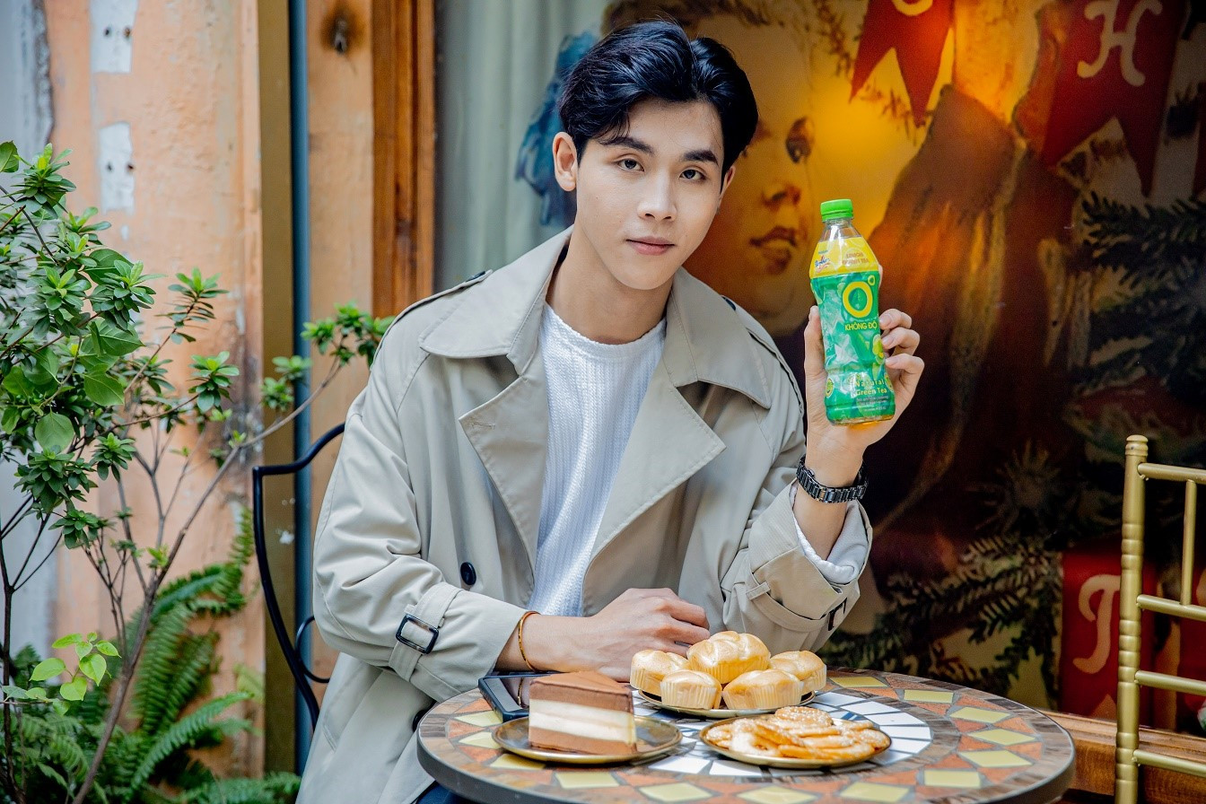 Trà Xanh Không Độ đang là thức uống “must have” của người trẻ để giải tỏa mọi căng thẳng, mệt mỏi trong mùa deadline.