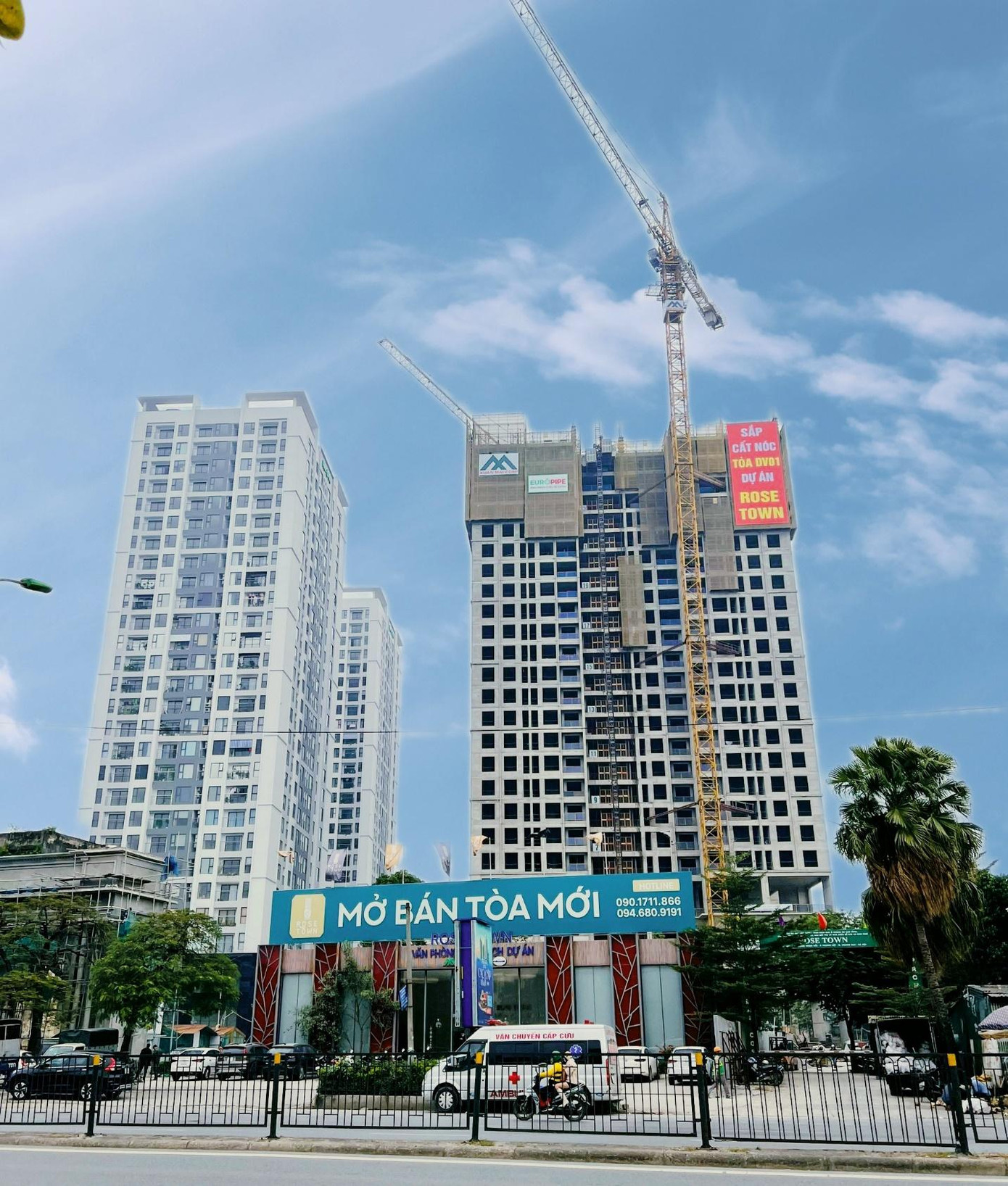 Tòa căn hộ DV01 chuẩn bị cất nóc, dự kiến sẽ bàn giao cho cư dân vào tháng Quý III/2023