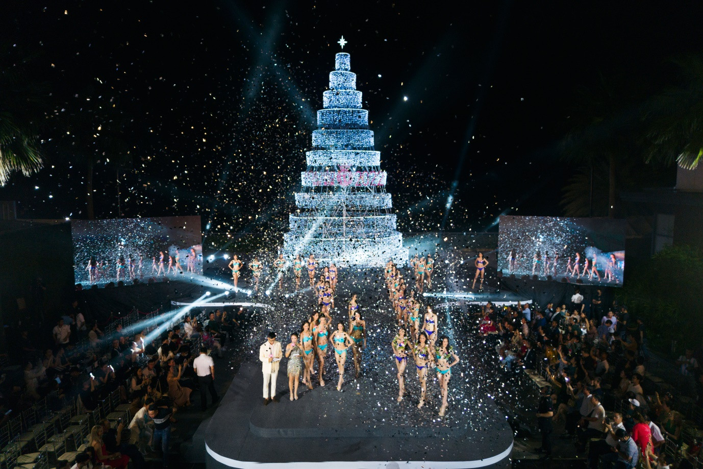 Hình ảnh đêm thi Người đẹp Biển diễn ra tại Khu đô thị SwanBay