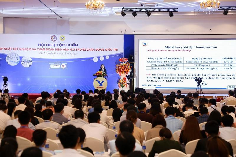 Hội nghị lớn nhất khu vực ĐBSCL có sự tham gia của đại diện các cấp quản lý cùng 1.200 bác sĩ các chuyên khoa Hội nghị lớn nhất khu vực ĐBSCL có sự tham gia của đại diện các cấp quản lý cùng 1.200 bác sĩ các chuyên khoa