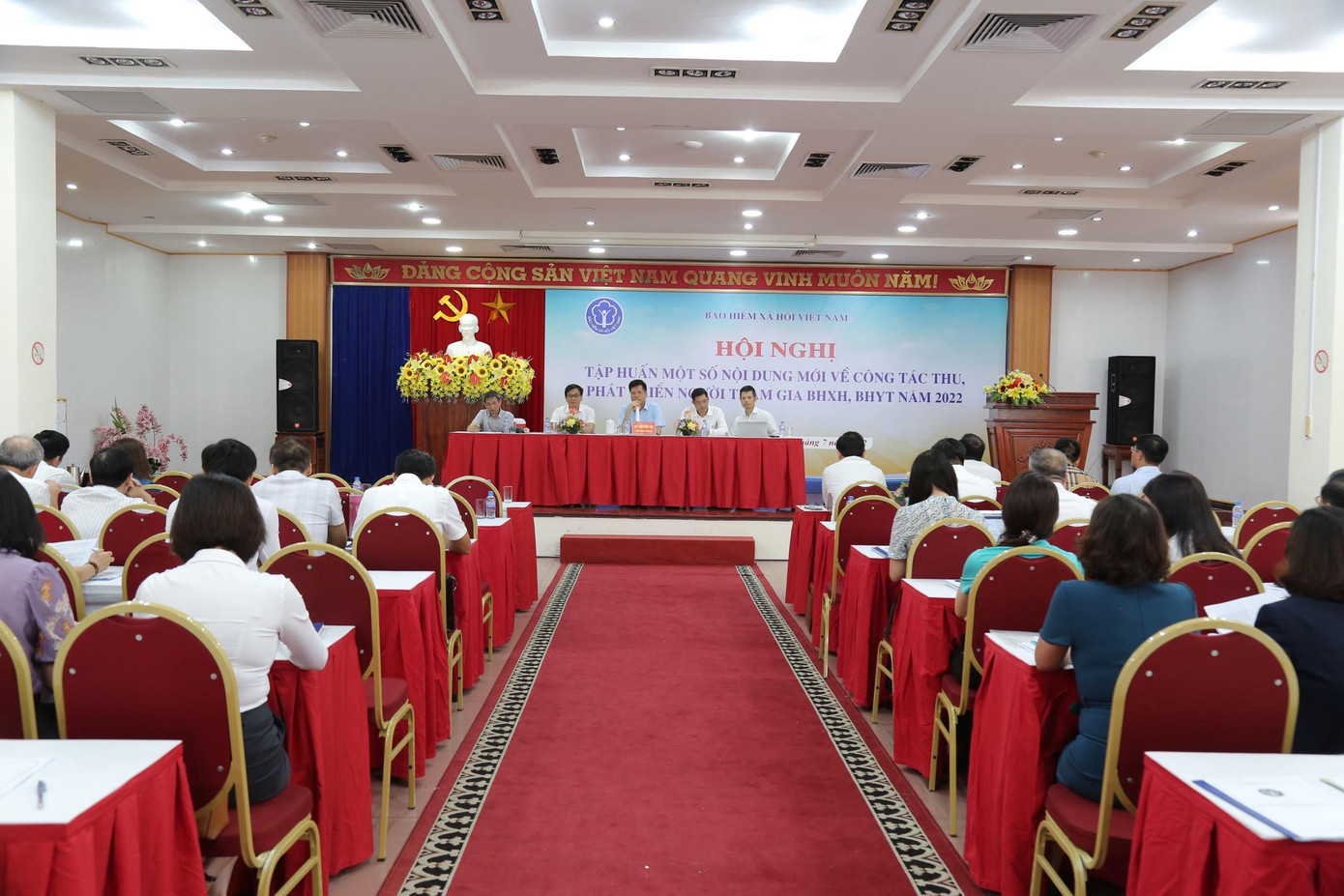 Quang cảnh Hội nghị Quang cảnh Hội nghị