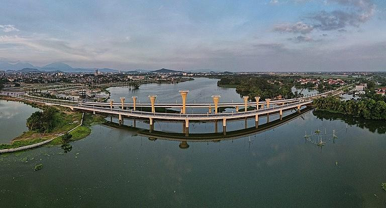 Kết cấu hạ tầng đô thị Vĩnh Phúc được xây dựng và phát triển đồng bộ, hiện đại