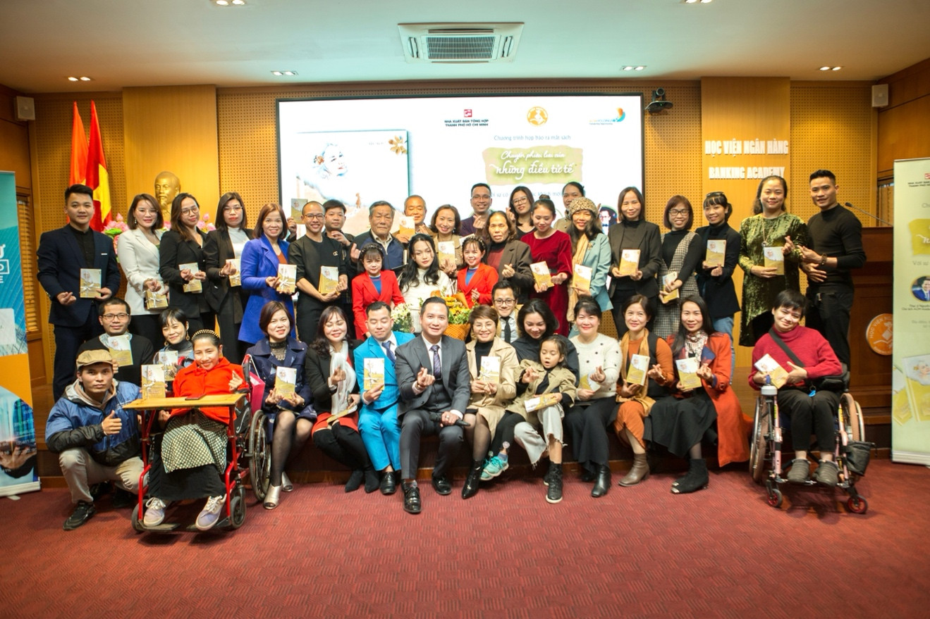 Buổi ra mắt sách “Cuốn phiêu lưu của những điều tử tế” ACM Holdings tổ chức tại Học viện Ngân hàng